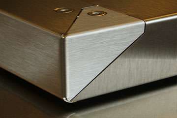 精密钣金折弯弯曲工艺中的决定因素有哪些?-中山开云新人注册88元_开云(中国)