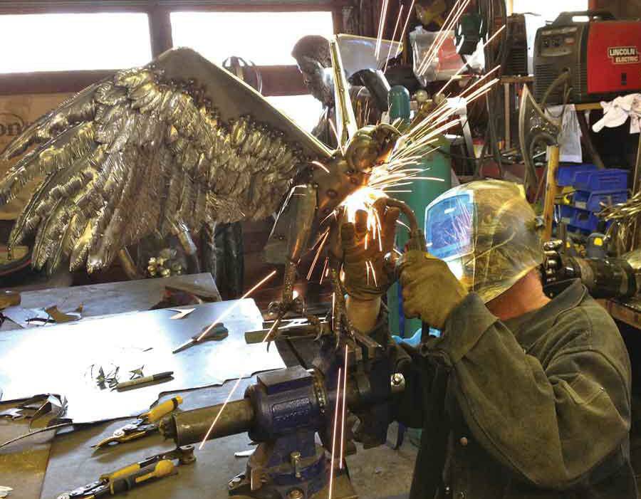 全球钣金新闻-金属制造狂:焊工制作动物的金属钣金-开云新人注册88元_开云(中国) 全球钣金新闻-金属制造狂:焊工制作动物的金属钣金-开云新人注册88元_开云(中国)