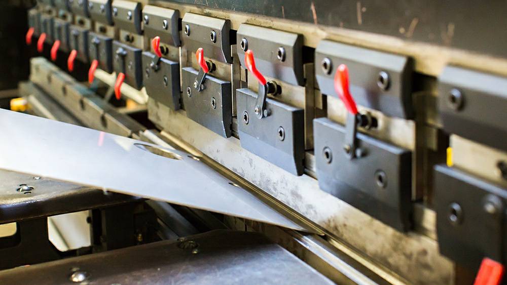 制作钣金加工项目都有哪些基础设备？-开云新人注册88元_开云(中国)